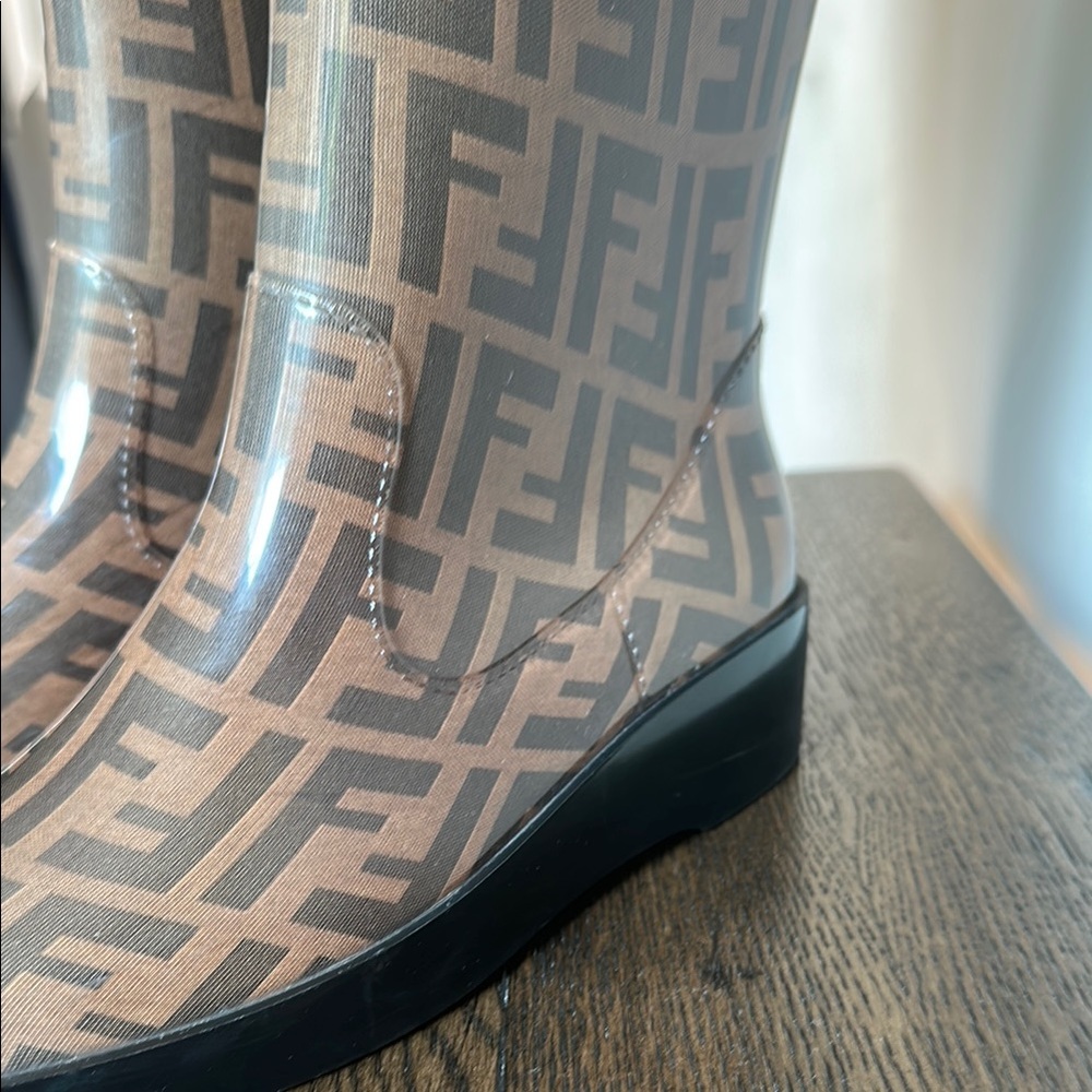 Fendi Tobacco Zucca FF Logo Rubber Wedge Rain Boots | EUC | Women’s Size 36 - Picture 10 of 13